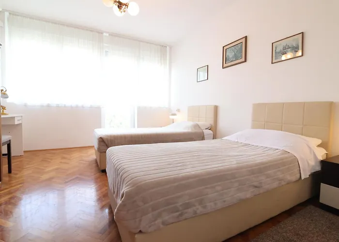 Kate's Apartmán *