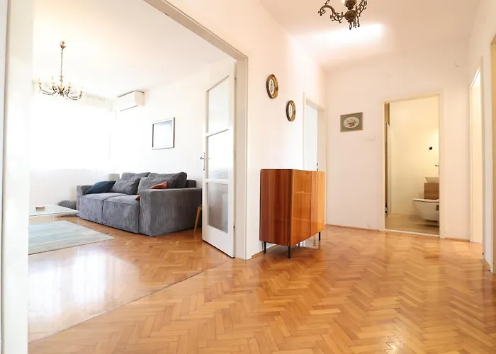 Kate's Apartmán *